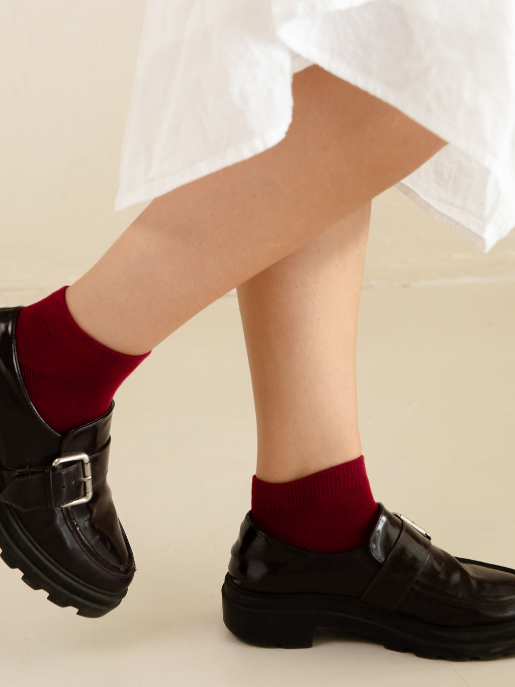 Seamless Bamboo Socks - Ankle - Cherry Red